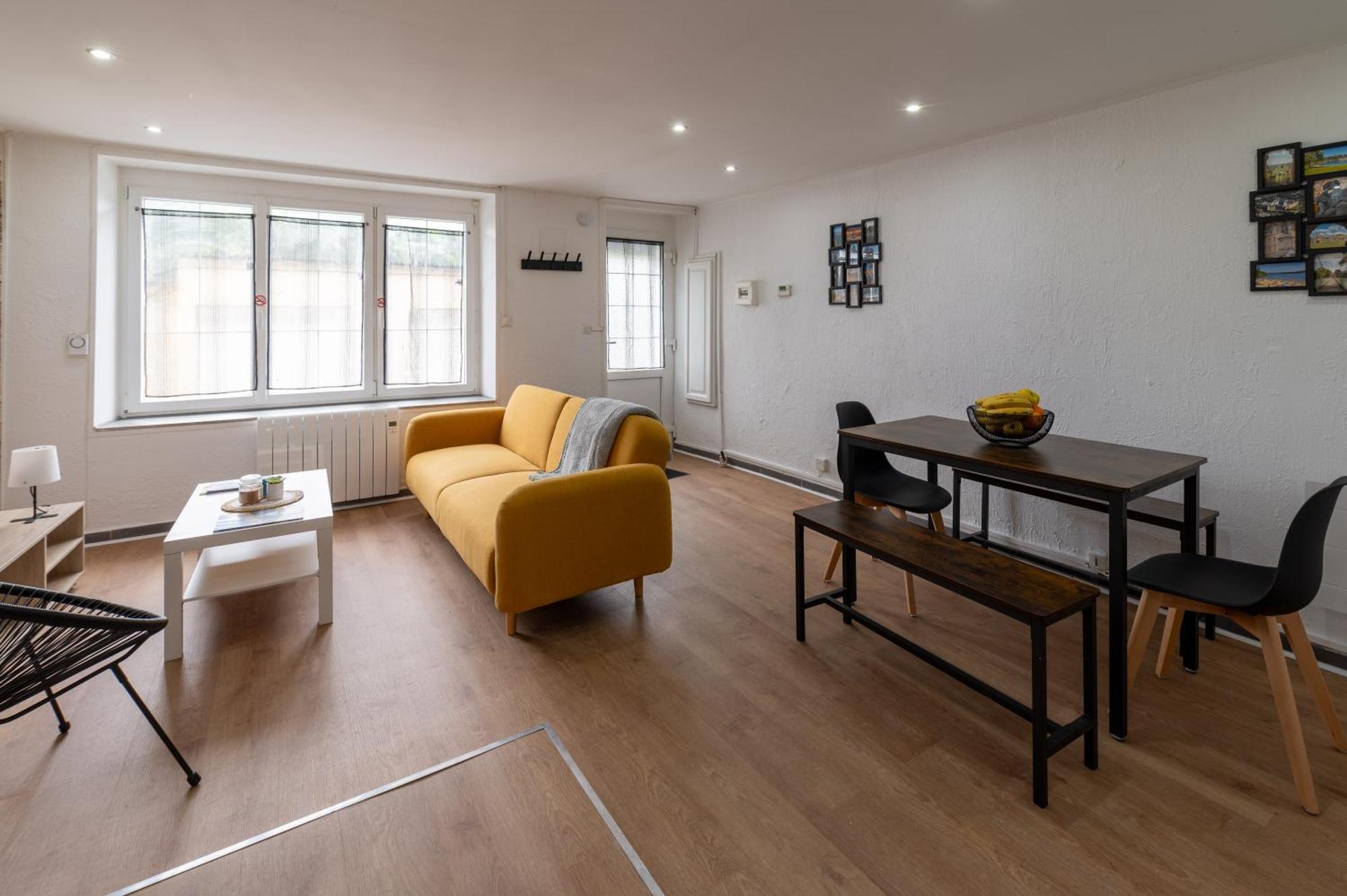 55M2 Cosy Au Calme Avec Terrasse Et Box Individuel Villa Nouzonville Екстериор снимка